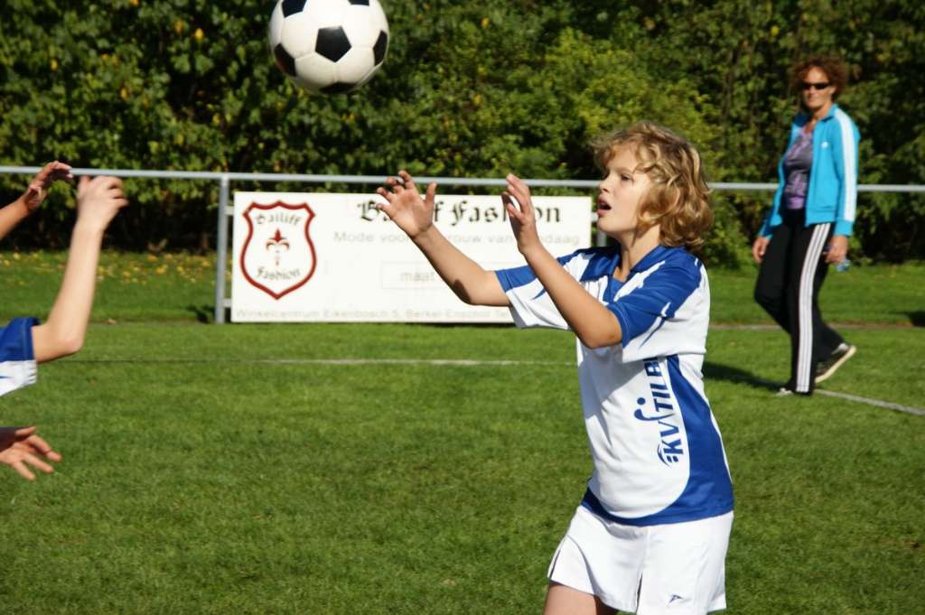 Korfbal E1  9 oktober-18.JPG